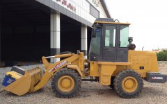 裝載機在伊拉克庫爾德